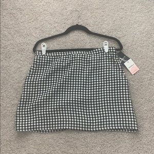 Gingham mini skirt with pockets NWT